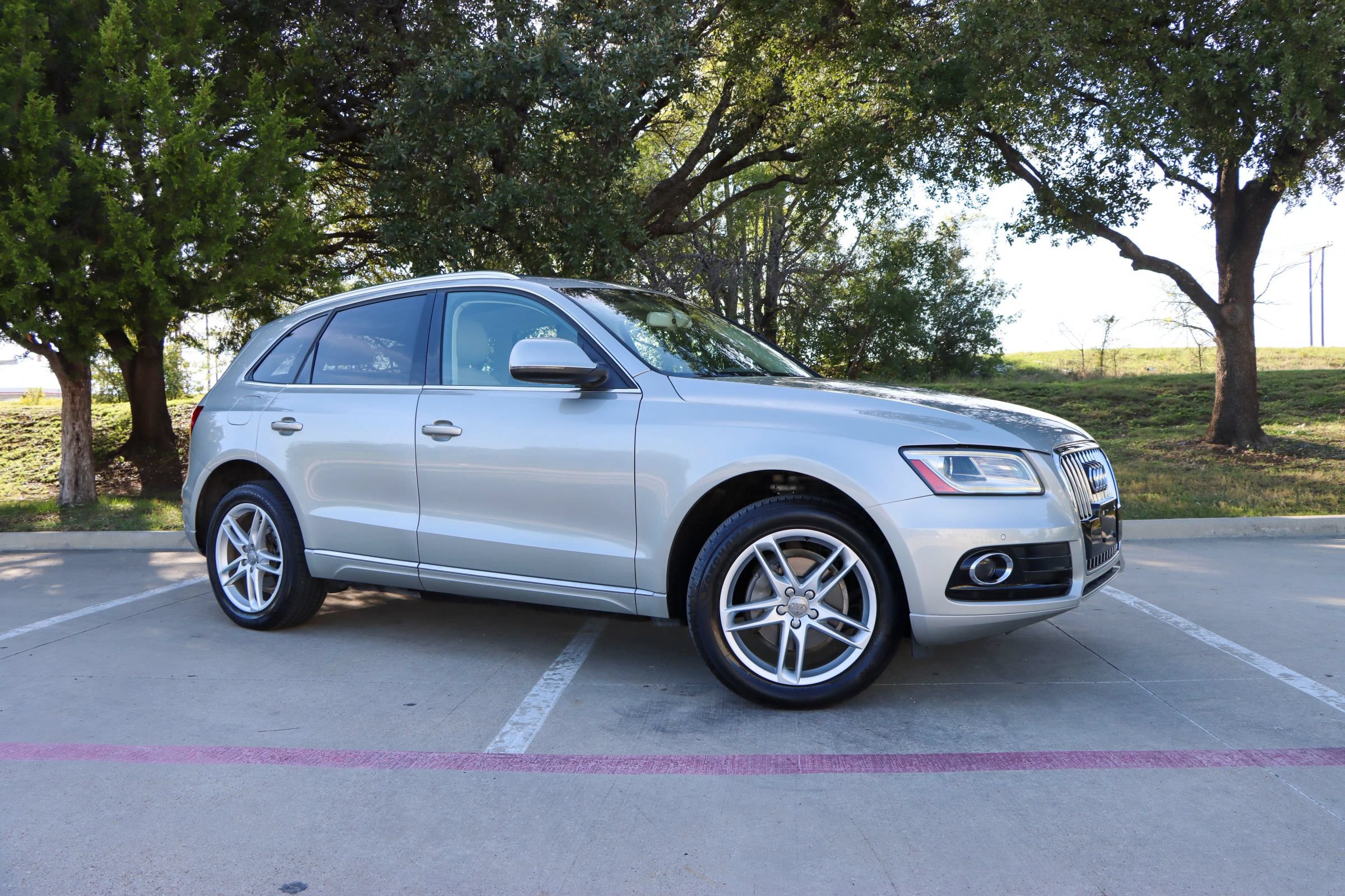 Used 2015 Audi Q5 2.0T Premium Plus AWD/4WD image 1