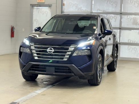 Certified 2026 Nissan Rogue SV image 3