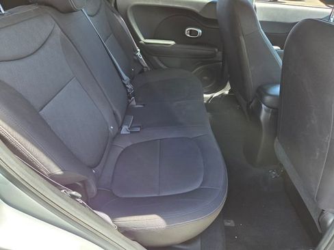 Used 2016 Kia Soul w/ Convenience Package FWD image 15