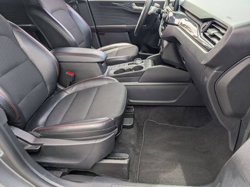 Used 2025 Ford Escape ST-Line AWD/4WD image 28
