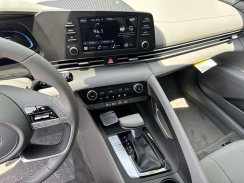New 2026 Hyundai Elantra Sport FWD image 29