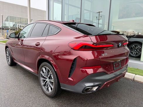 Certified 2026 BMW X6 xDrive40i w/ Climate Comfort Package image 2