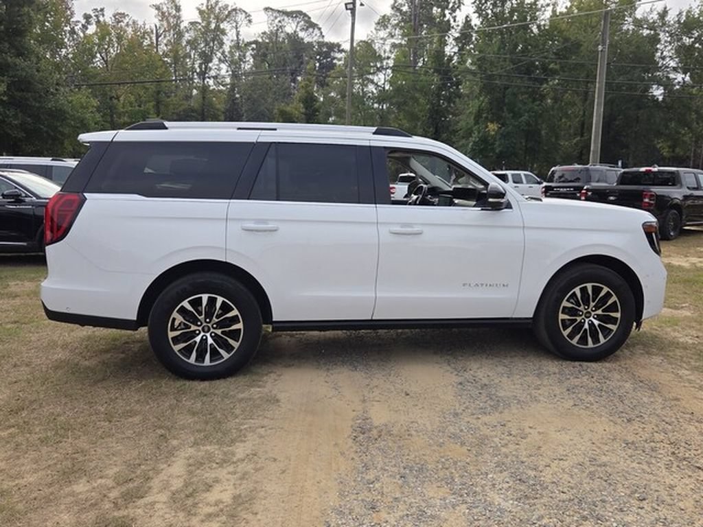 Used 2025 Ford Expedition Platinum AWD/4WD image 15