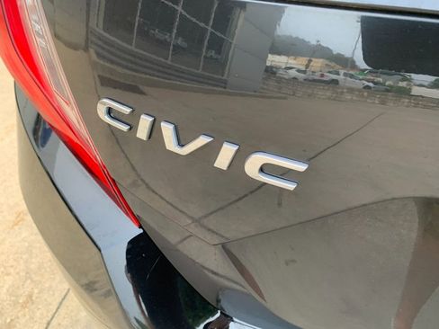 Used 2019 Honda Civic Sport image 15