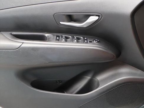 Used 2024 Hyundai Santa Cruz SEL AWD/4WD image 11