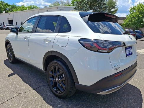 Certified 2024 Honda HR-V Sport image 4