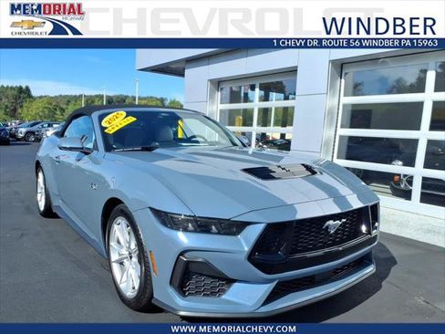 Used 2025 Ford Mustang GT Premium RWD image 1