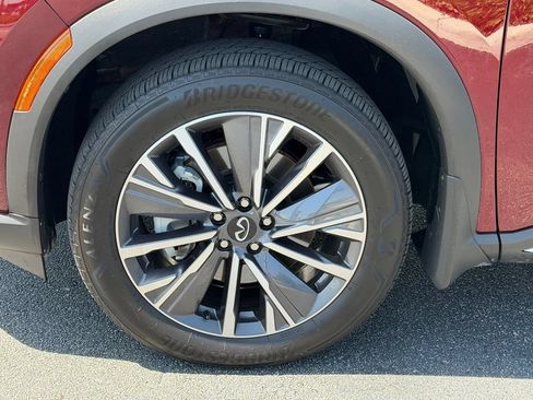 Used 2026 INFINITI QX60 Luxe w/ Cargo Package FWD image 11