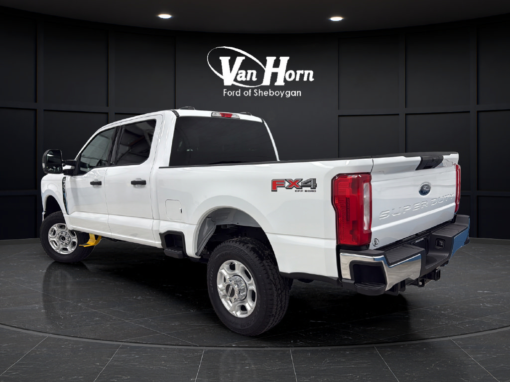 Used 2026 Ford F350 XLT w/ FX4 Off-Road Package AWD/4WD image 5