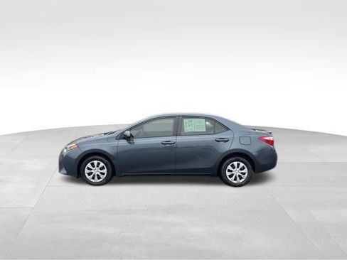Used 2016 Toyota Corolla LE image 2