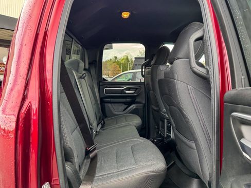 Used 2019 RAM 1500 Big Horn AWD/4WD image 17
