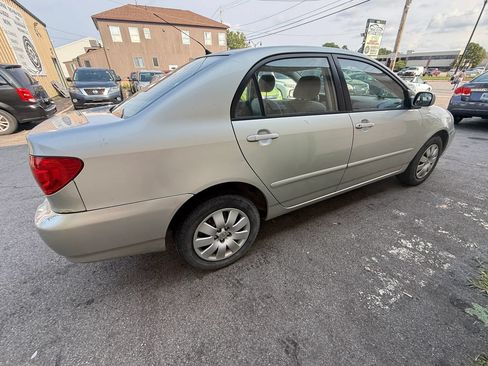 Used 2004 Toyota Corolla LE FWD image 5
