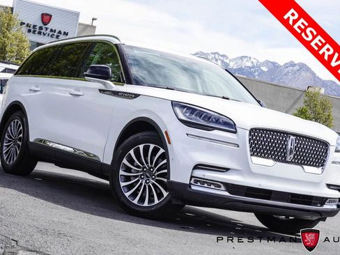 Used 2020 Lincoln Aviator Reserve w/ Elements Package Plus image 1