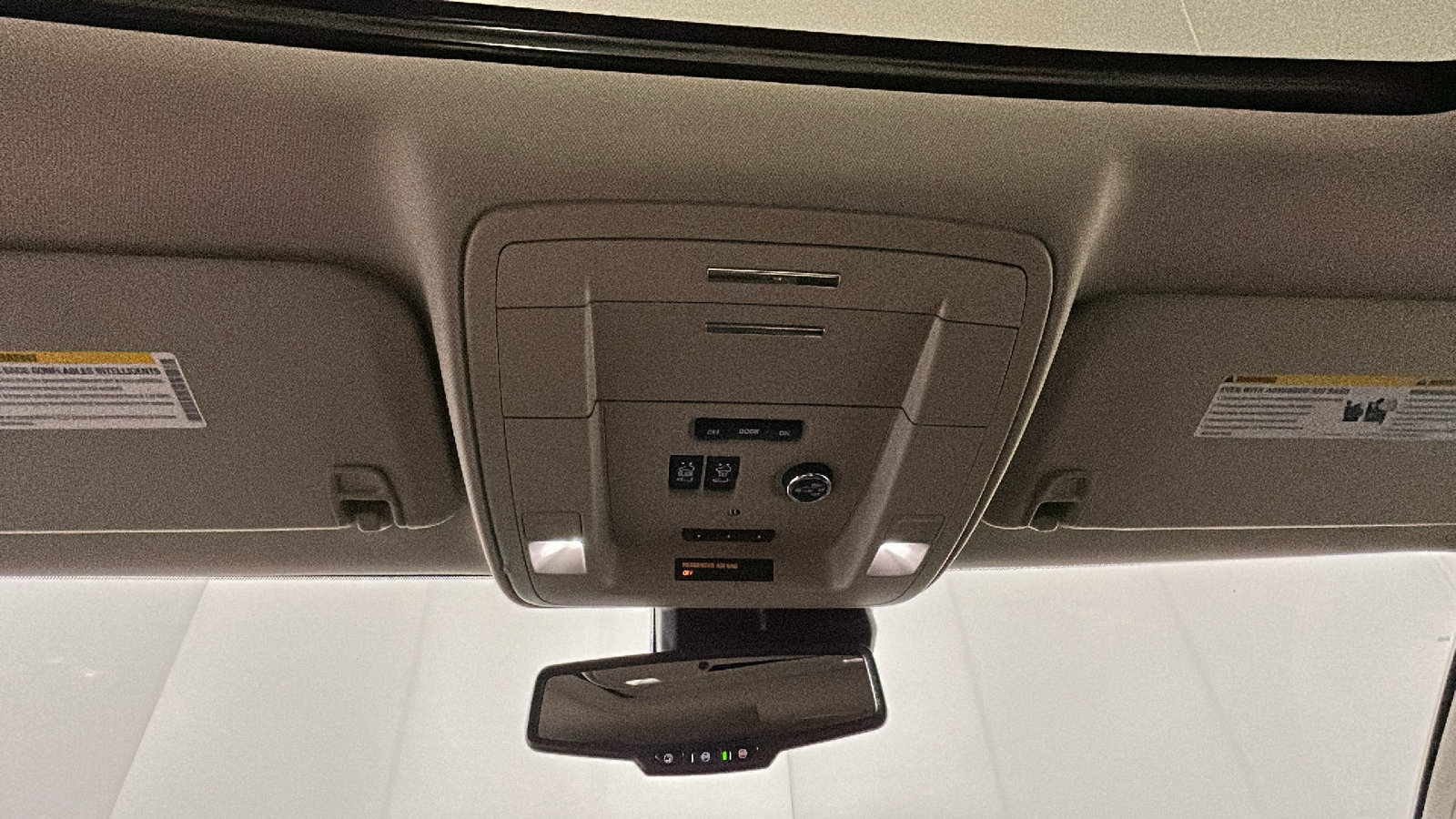 Used 2020 Chevrolet Tahoe Premier AWD/4WD image 31