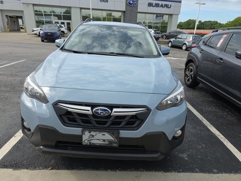 Used 2021 Subaru Crosstrek 2.0i Premium AWD/4WD image 2