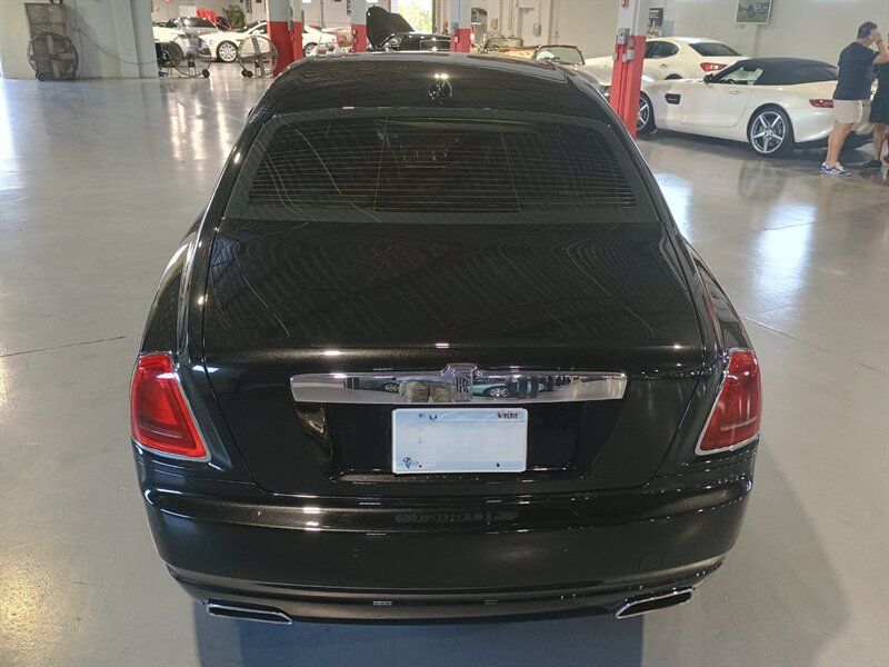 Used 2014 Rolls-Royce Ghost RWD image 6
