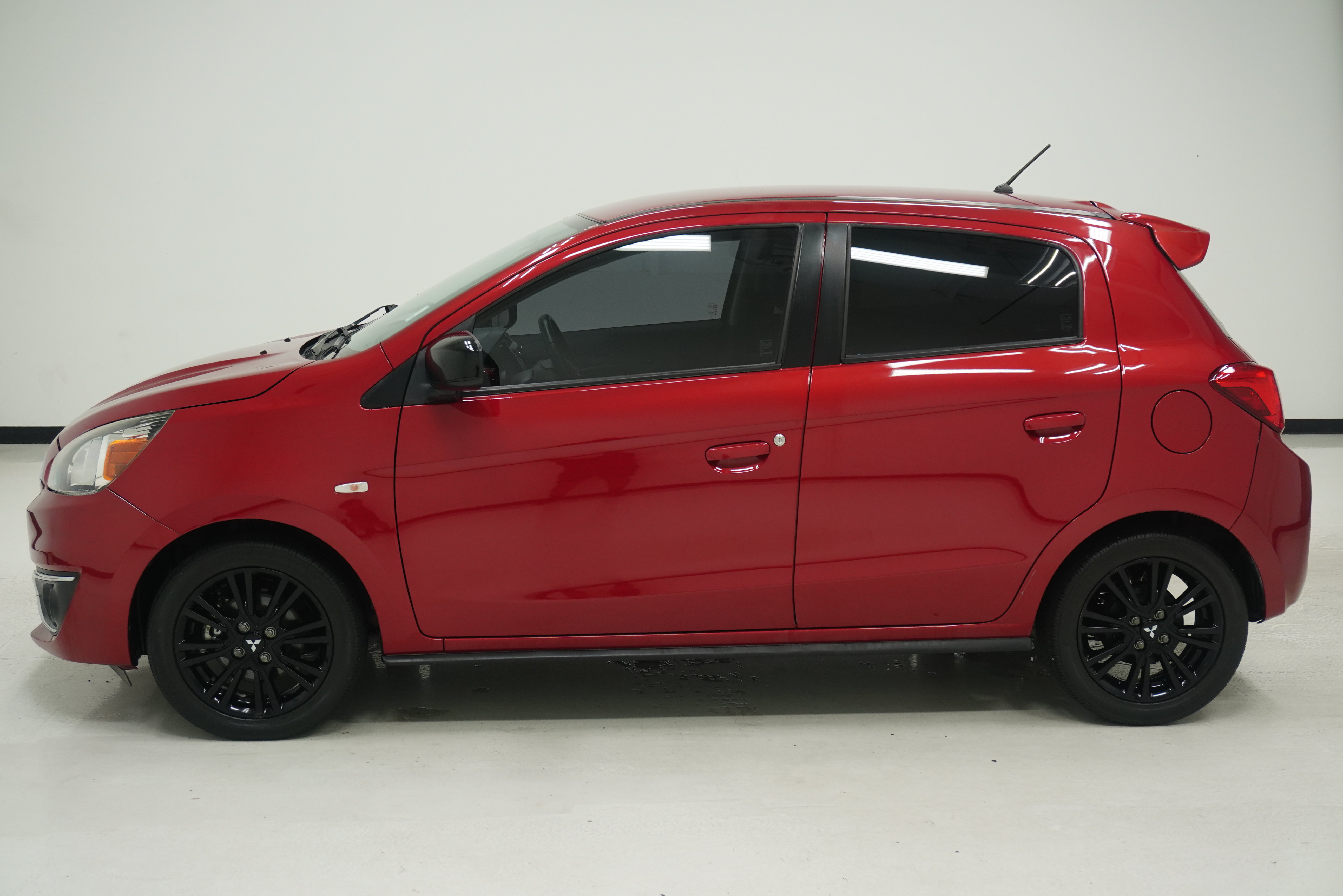 Used 2020 Mitsubishi Mirage LE FWD image 7
