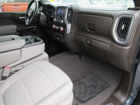 Used 2020 GMC Sierra 1500 SLE w/ SLE Value Package image 10