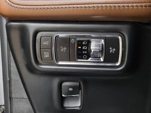 Used 2023 Lincoln Nautilus Reserve w/ Cargo Utility Package FWD image 19