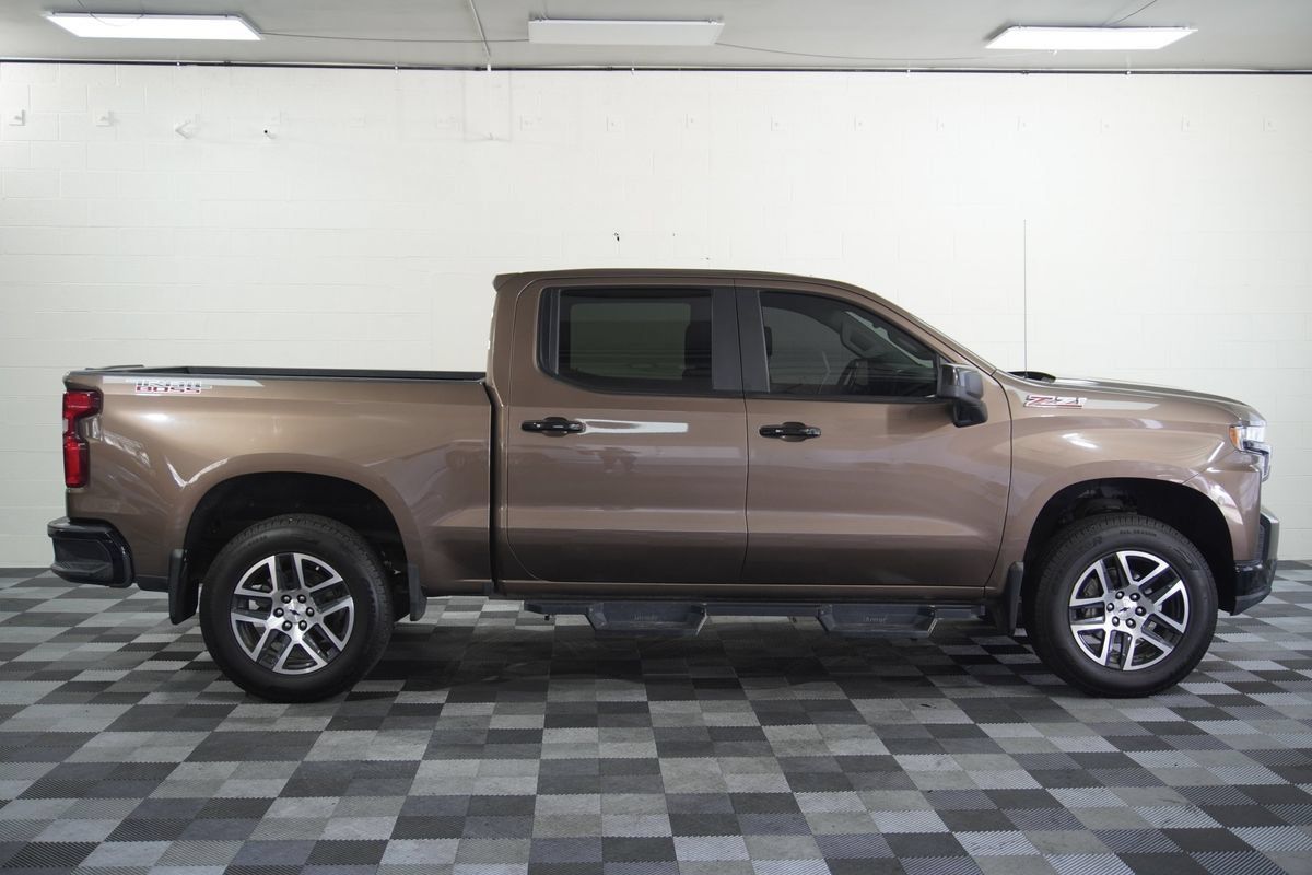 Used 2019 Chevrolet Silverado 1500 LT Trail Boss w/ Convenience Package AWD/4WD image 7