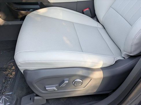 Certified 2026 Hyundai Santa Fe SEL FWD image 4