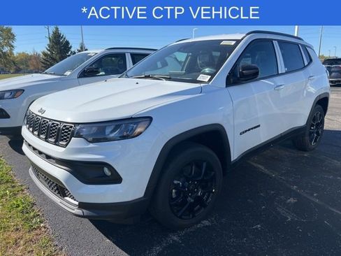 New 2026 Jeep Compass Latitude image 3