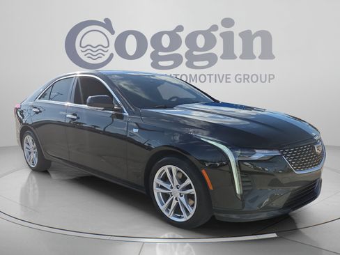 Used 2023 Cadillac CT4 Luxury RWD image 7