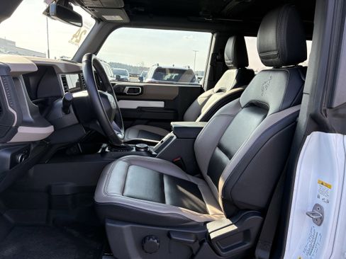 Used 2024 Ford Bronco Big Bend image 30