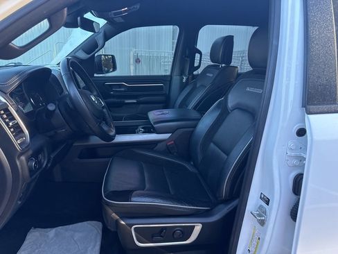 Used 2024 RAM 1500 Laramie image 19