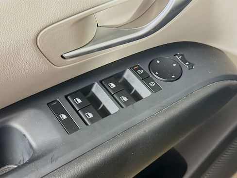 Used 2025 Hyundai Tucson SEL AWD/4WD image 18