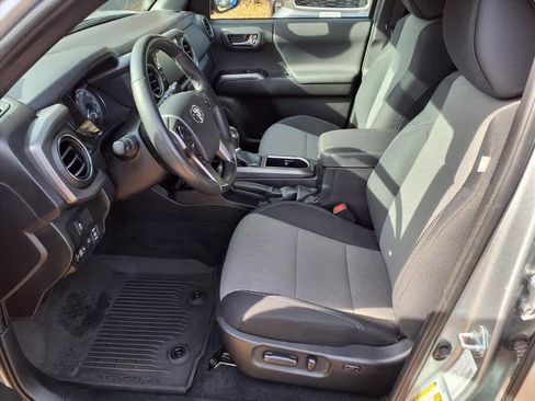 Used 2023 Toyota Tacoma TRD Sport image 14