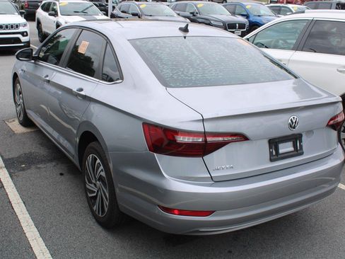 Used 2021 Volkswagen Jetta SEL FWD image 8