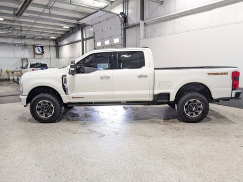 Used 2023 Ford F350 Platinum w/ Tremor Off-Road Package AWD/4WD image 6