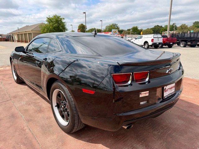 Used 2013 Chevrolet Camaro LS RWD image 7