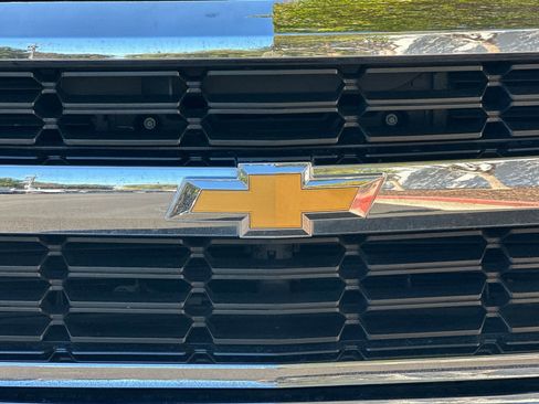 Used 2018 Chevrolet Silverado 1500 LT w/ LT Eassist Package image 45