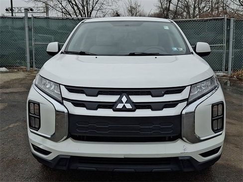 Used 2020 Mitsubishi Outlander Sport ES image 2