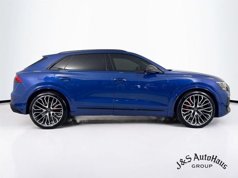 Used 2024 Audi SQ8 Prestige w/ Prestige Package AWD/4WD image 8