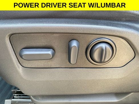 Used 2022 Chevrolet Silverado 1500 Limited Custom RWD image 13