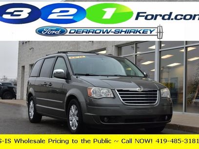 Used 2010 Chrysler Town & Country Touring Plus w/ Premium Group