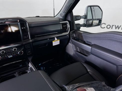 New 2026 Ford F350 4x4 Crew Cab DRW Super Duty image 28