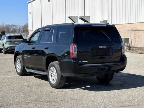 Used 2016 GMC Yukon SLE w/ Convenience Package AWD/4WD image 3