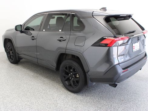 Used 2024 Toyota RAV4 LE FWD image 9