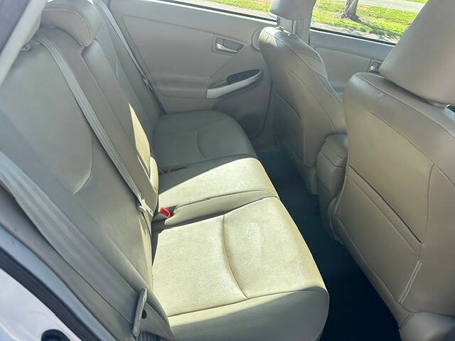 Used 2012 Toyota Prius FWD image 22