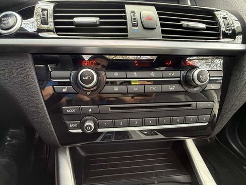 Used 2017 BMW X4 M40i image 17