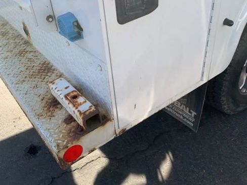 Used 2015 Ford F250 XLT w/ Snow Plow Prep Package AWD/4WD image 12