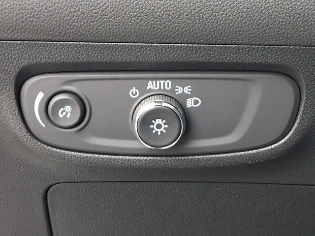 Used 2026 Buick Encore GX Preferred AWD/4WD image 9
