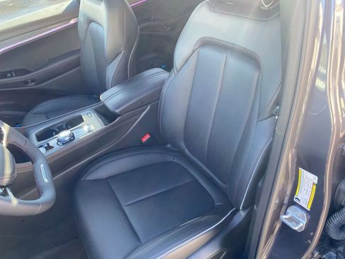 Used 2025 Jeep Wagoneer S Limited w/ Comfort Package image 11