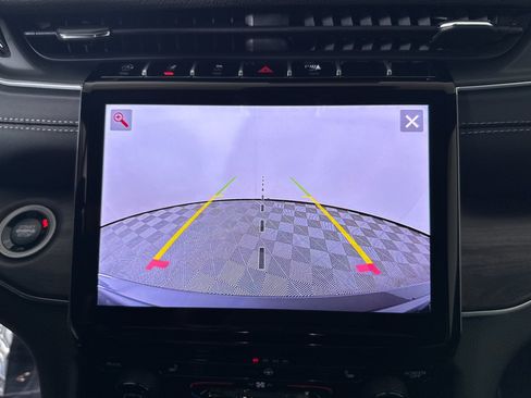 New 2025 Jeep Grand Cherokee Limited AWD/4WD image 18