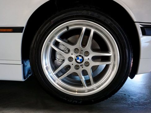 Used 1999 BMW 740iL image 44