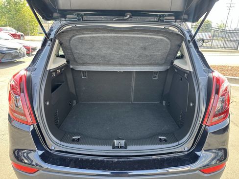 Used 2022 Buick Encore Preferred w/ Safety Package AWD/4WD image 7